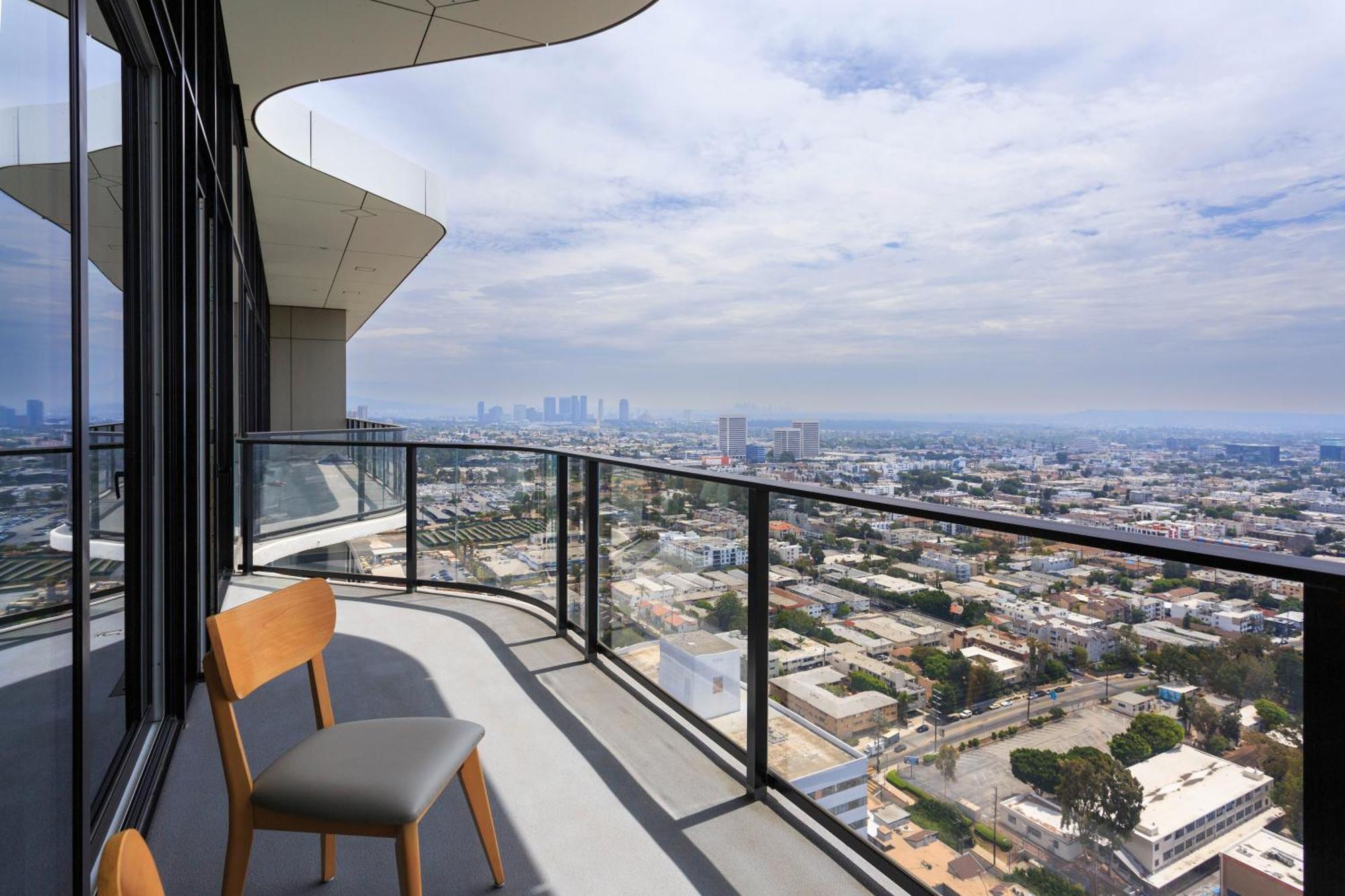 Отель Luxury Penthouse With Stunning Views Лос-Анджелес Экстерьер фото